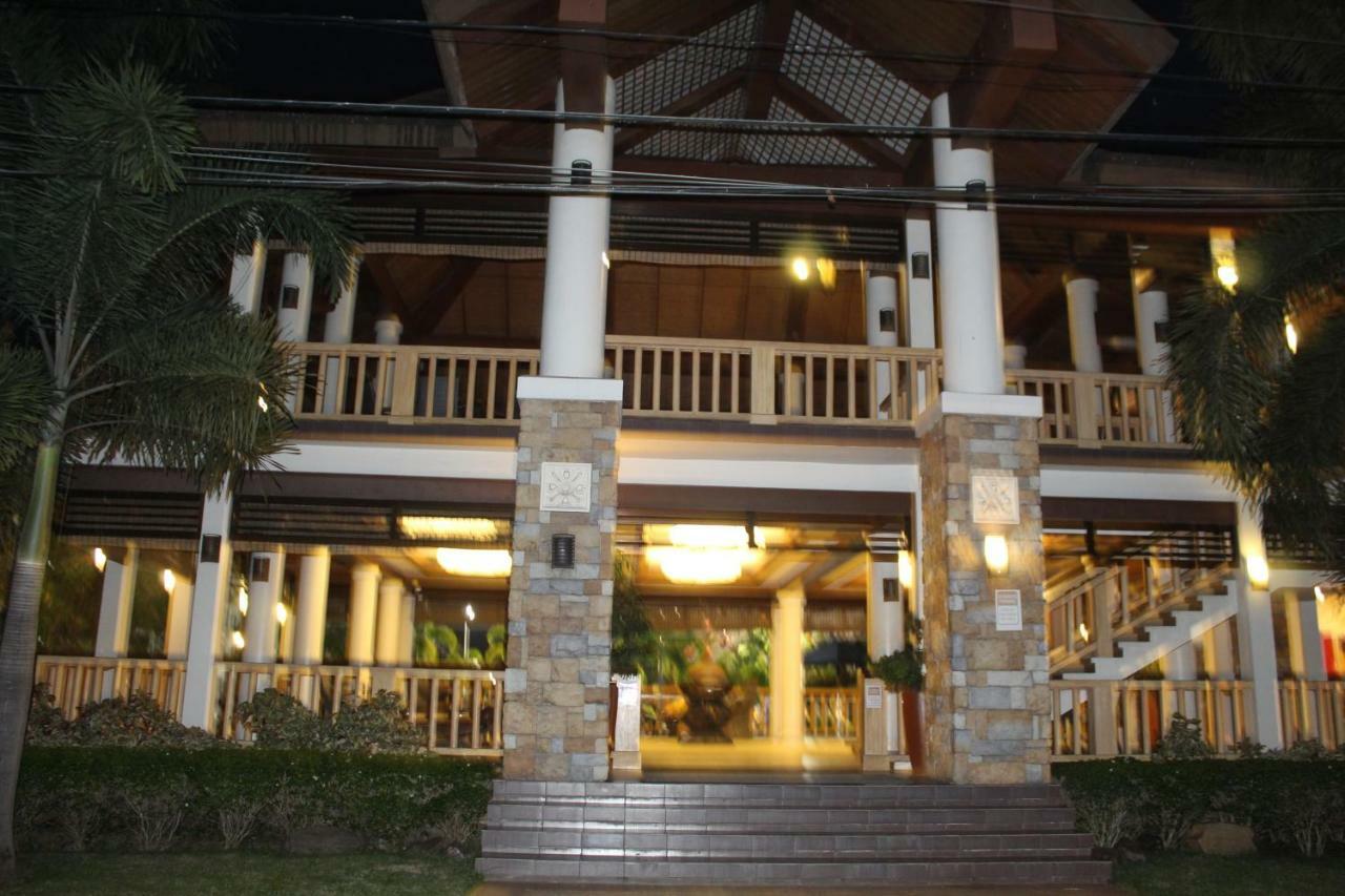 One Oasis A9 At The Back Of Sm Mall Davao Exterior foto